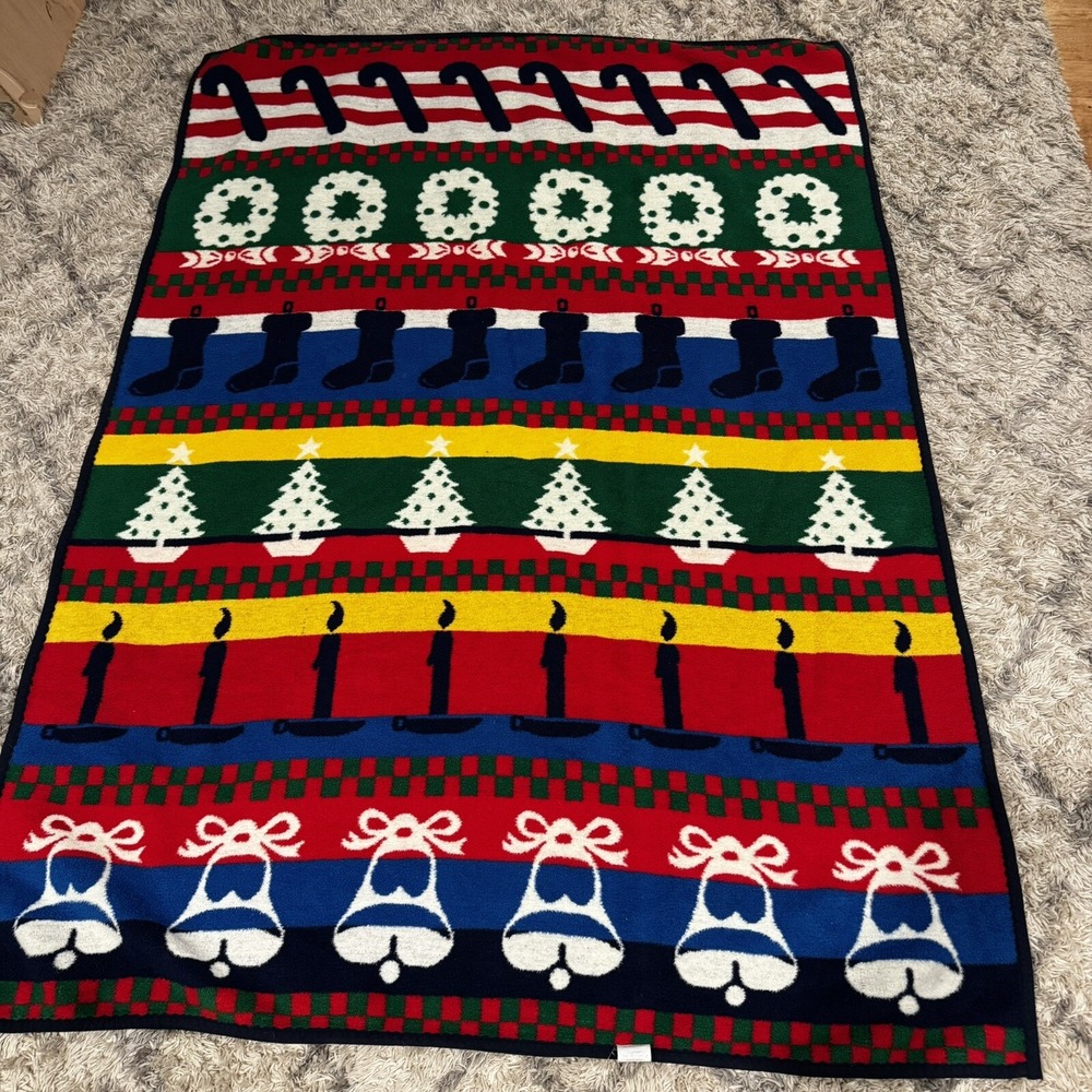 Vtg San Marcos Christmas Blanket Wreaths Candles Stockings Bells Stockings 61x81 - Picture 5 of 6